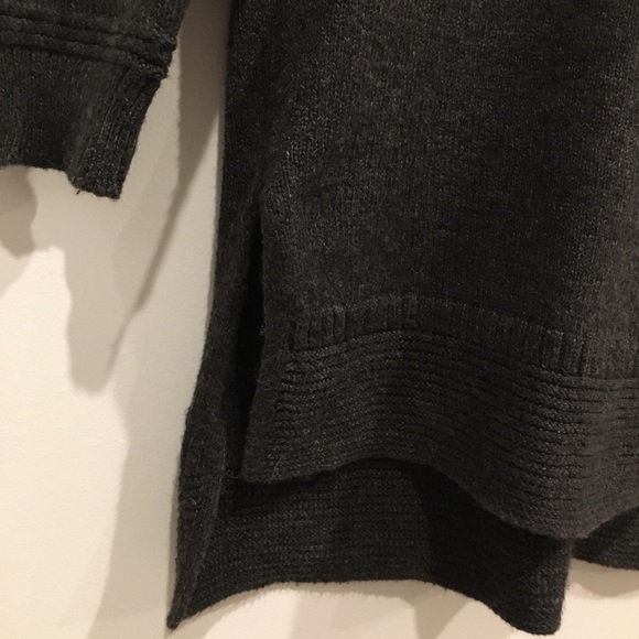 Old Navy Long Sweater - Picture 4 of 9